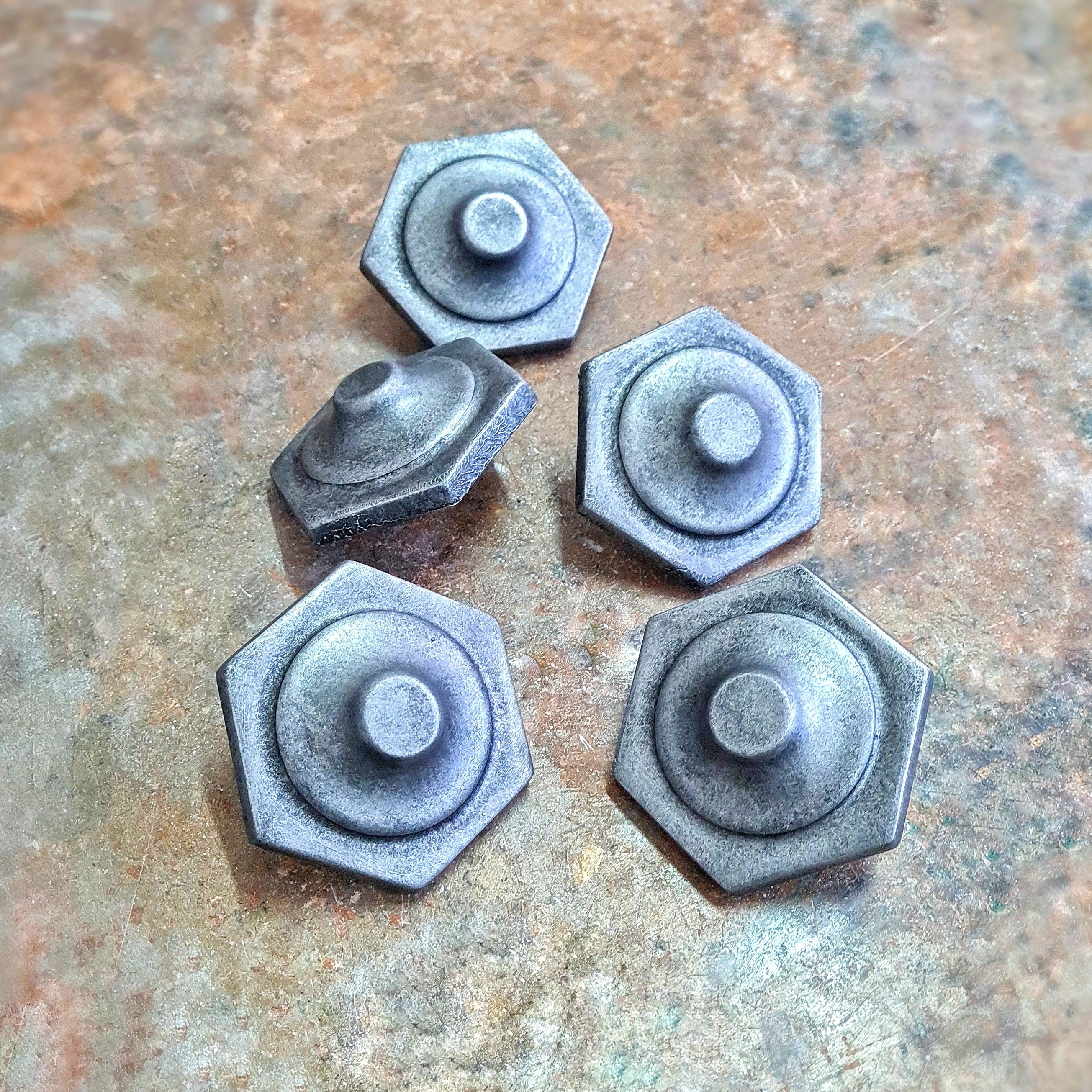 106DD - 70mm Classic Hexagon