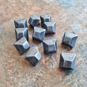 66DD - 30mm Rivet Head