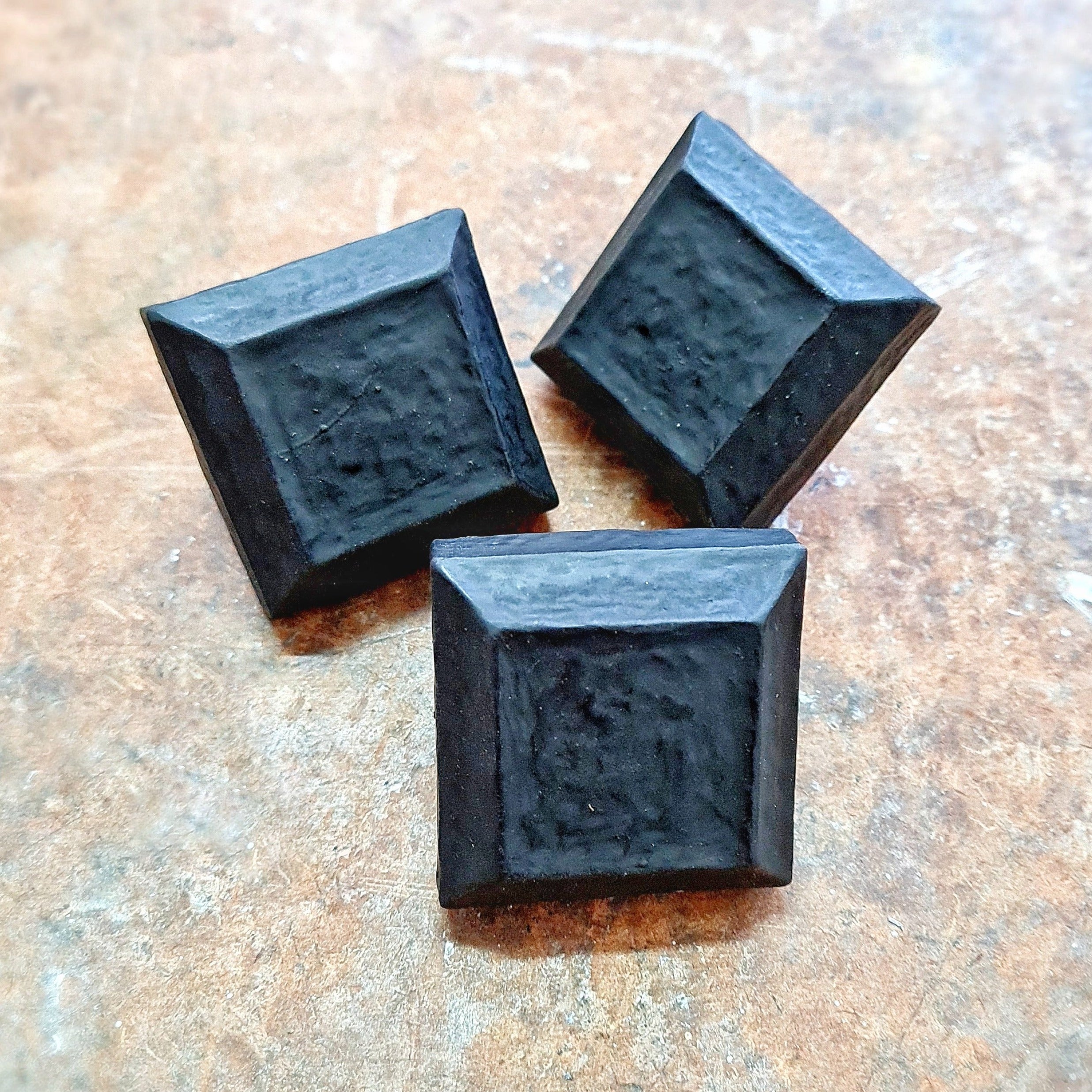 96DD - 45mm Antique Square Rivet – DOORSTUDS