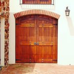 Single garage door with mock hinges, NW/AC3 handles and NW/93DD 50 mm round studs 