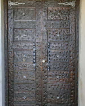 Gothic front door featuring NW/AC5 mock hinges and NW/60DD coach bolt studs 